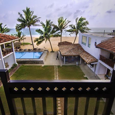 Ranmal Beach Hotel Hikkaduwa Buitenkant foto