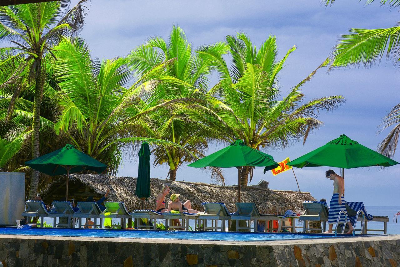 Ranmal Beach Hotel Hikkaduwa Buitenkant foto