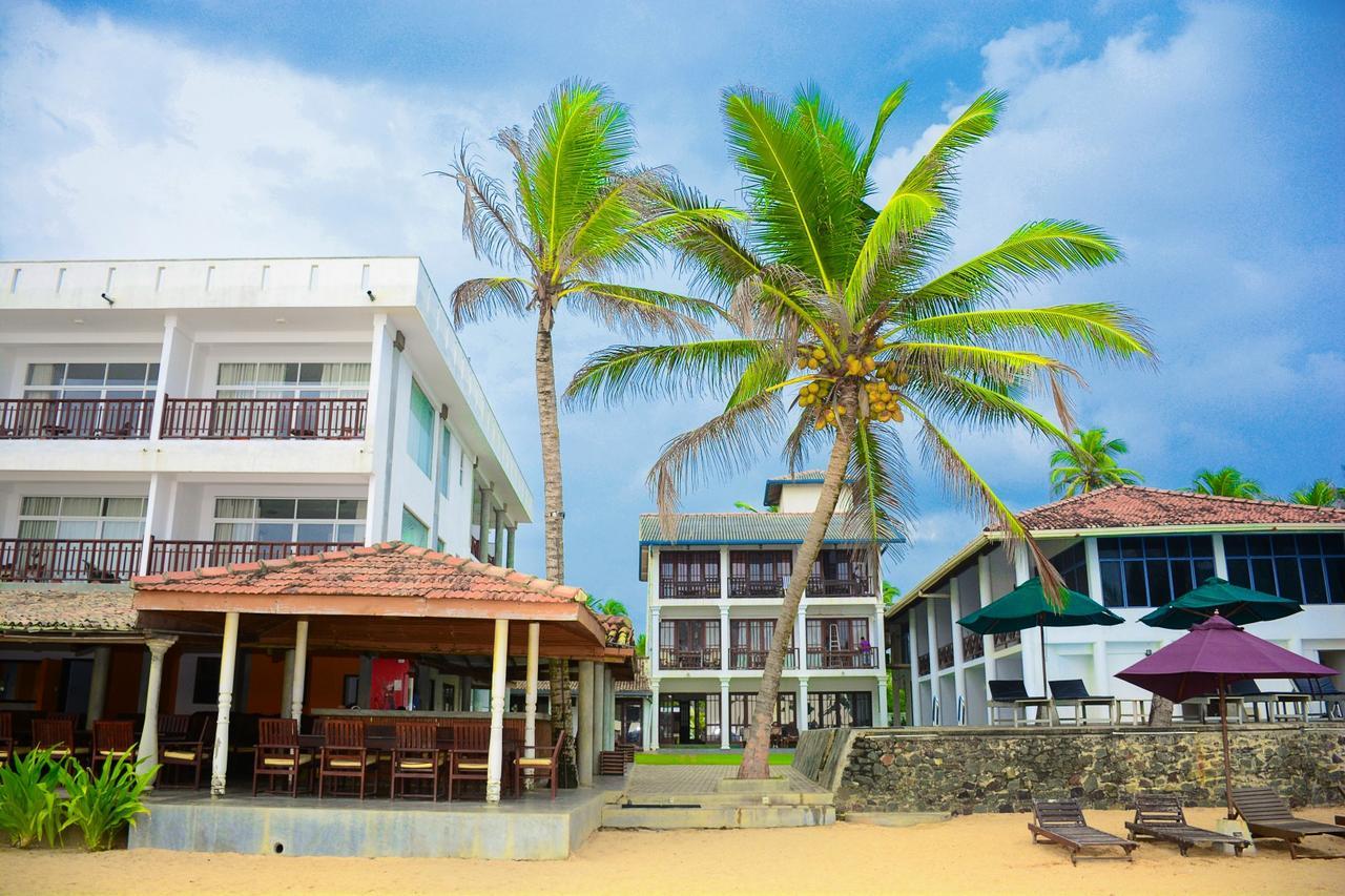 Ranmal Beach Hotel Hikkaduwa Buitenkant foto