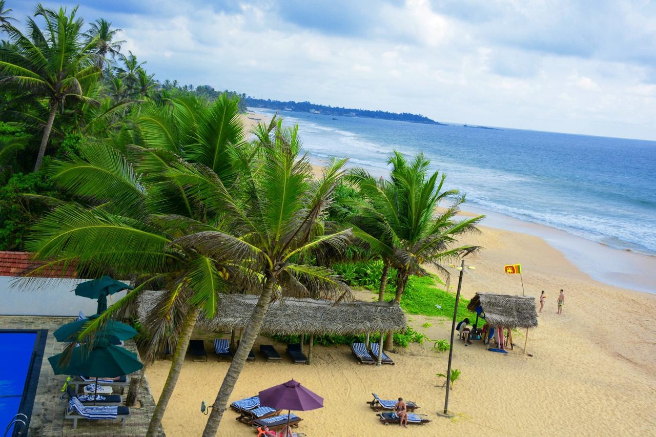 Ranmal Beach Hotel Hikkaduwa Buitenkant foto