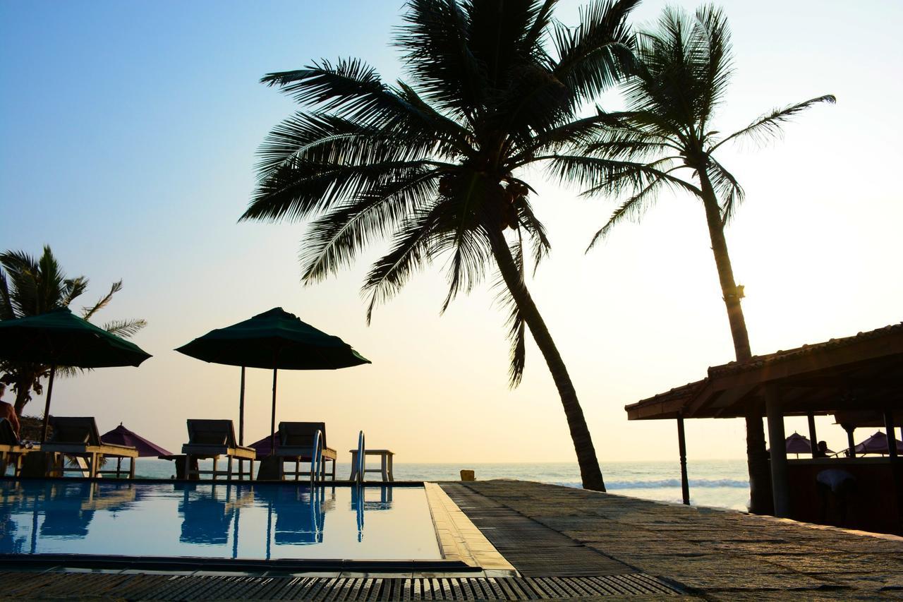 Ranmal Beach Hotel Hikkaduwa Buitenkant foto