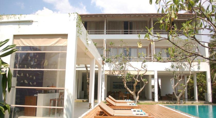 Ranmal Beach Hotel Hikkaduwa Buitenkant foto