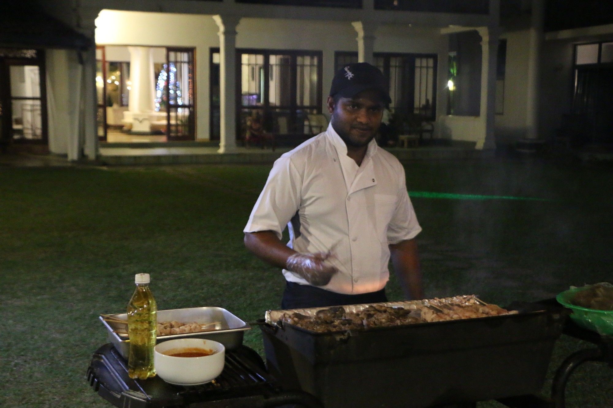 Ranmal Beach Hotel Hikkaduwa Buitenkant foto